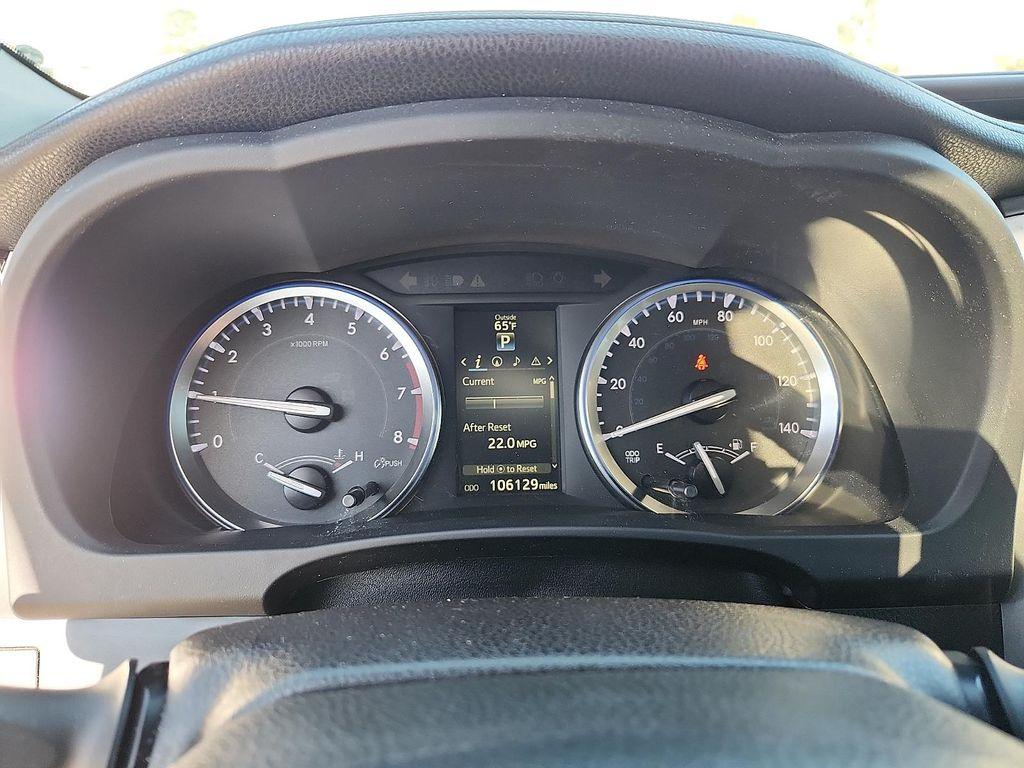 used 2016 Toyota Highlander car, priced at $16,725