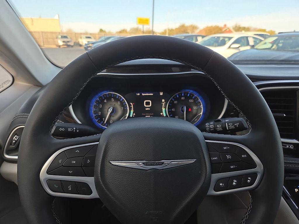 used 2024 Chrysler Pacifica car, priced at $33,693