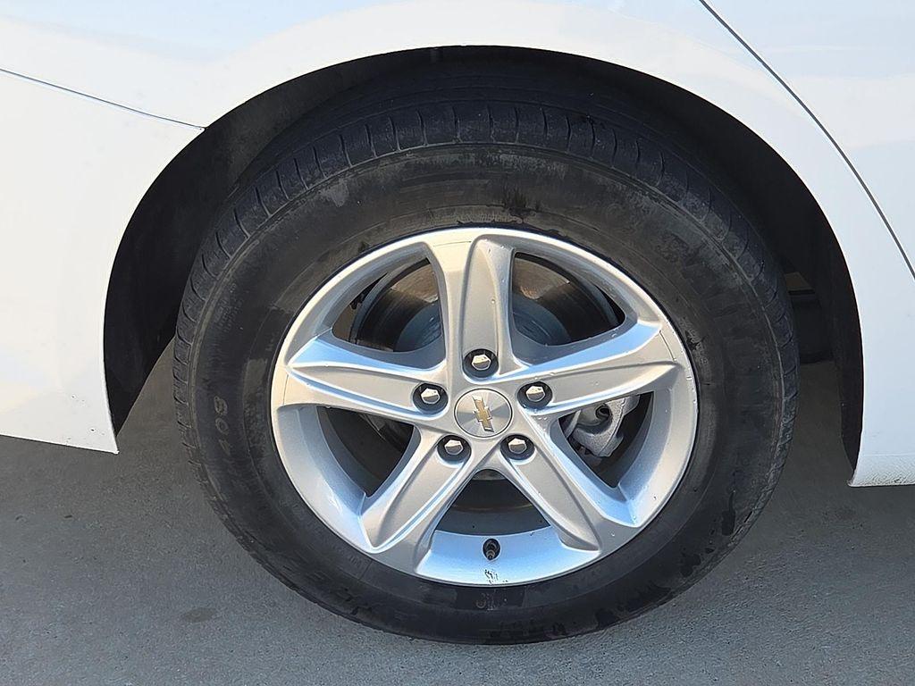 used 2024 Chevrolet Malibu car, priced at $18,296