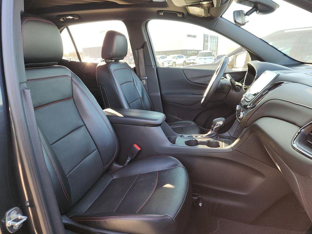 used 2023 Chevrolet Equinox car, priced at $22,553