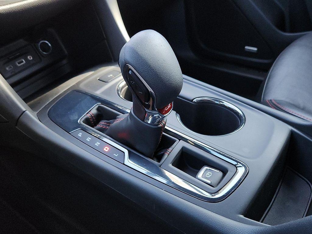 used 2023 Chevrolet Equinox car, priced at $22,553