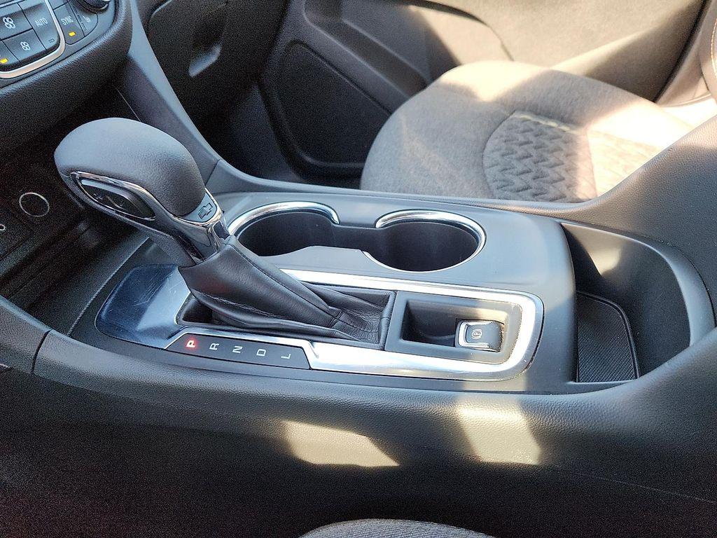 used 2024 Chevrolet Equinox car, priced at $20,142