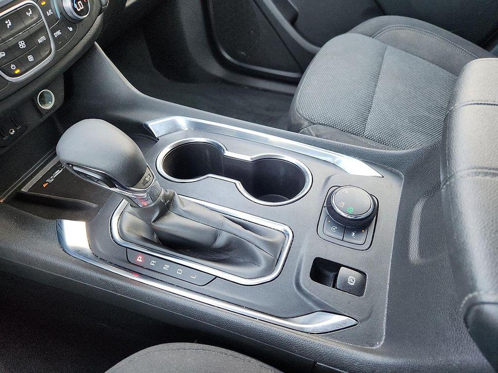 used 2023 Chevrolet Traverse car, priced at $26,681