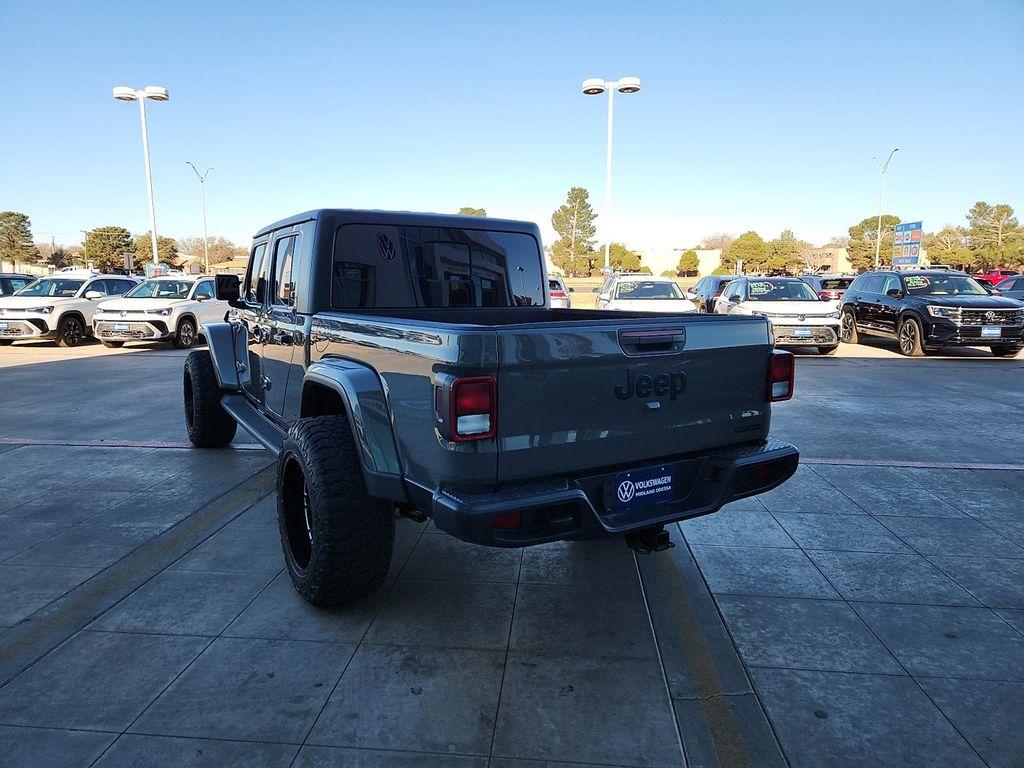 used 2021 Jeep Gladiator car, priced at $29,367