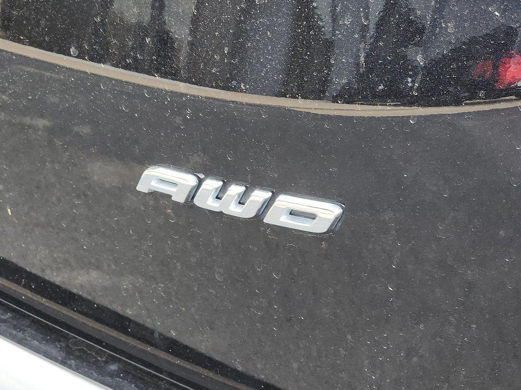 used 2024 Ford Edge car, priced at $22,975