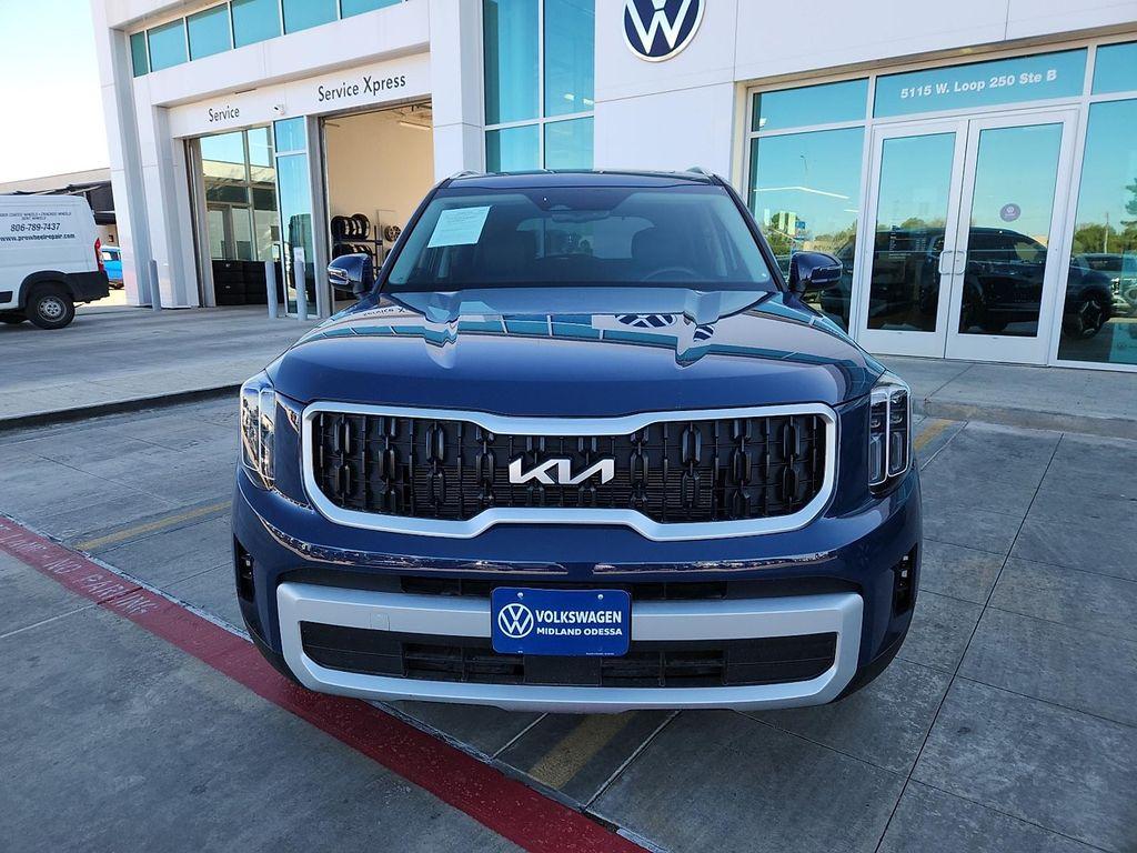 used 2025 Kia Telluride car, priced at $37,103