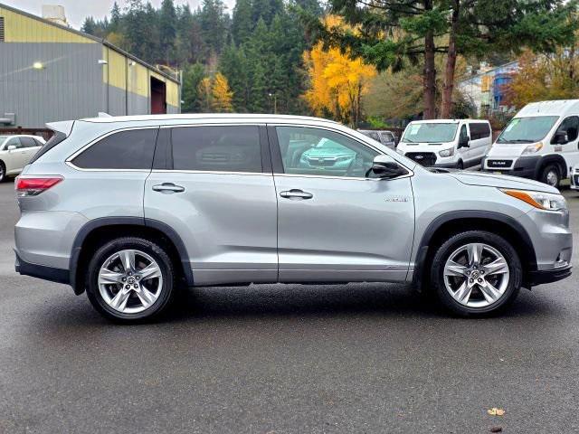 used 2016 Toyota Highlander Hybrid car, priced at $29,995