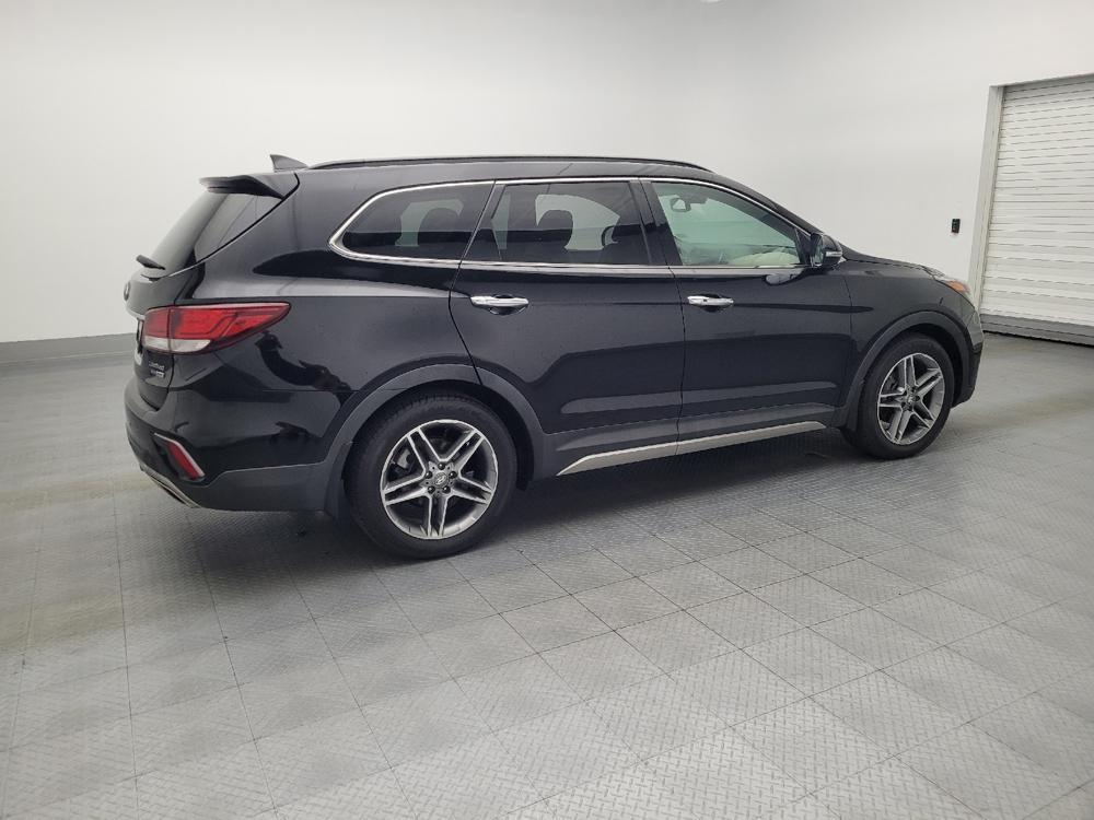 used 2018 Hyundai Santa Fe car, priced at $17,395