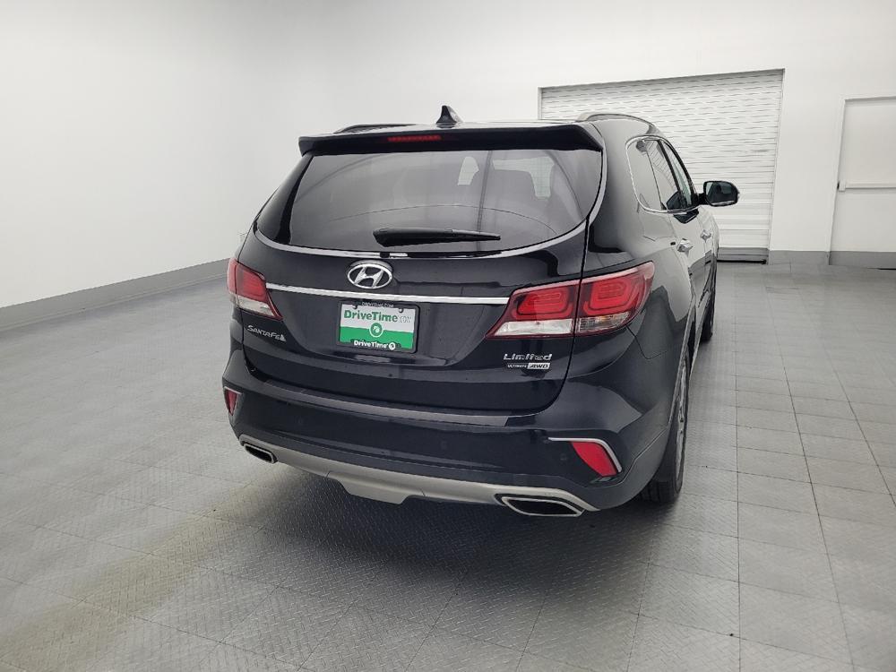 used 2018 Hyundai Santa Fe car, priced at $17,395