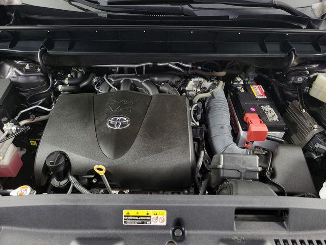 used 2021 Toyota Highlander car, priced at $27,664