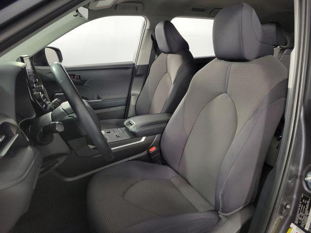 used 2021 Toyota Highlander car, priced at $27,664
