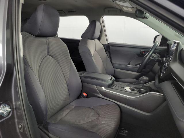 used 2021 Toyota Highlander car, priced at $27,664