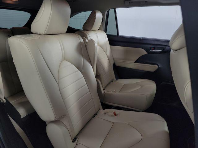 used 2023 Toyota Highlander car, priced at $37,224