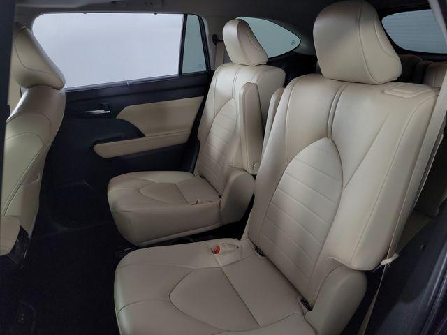 used 2023 Toyota Highlander car, priced at $37,224