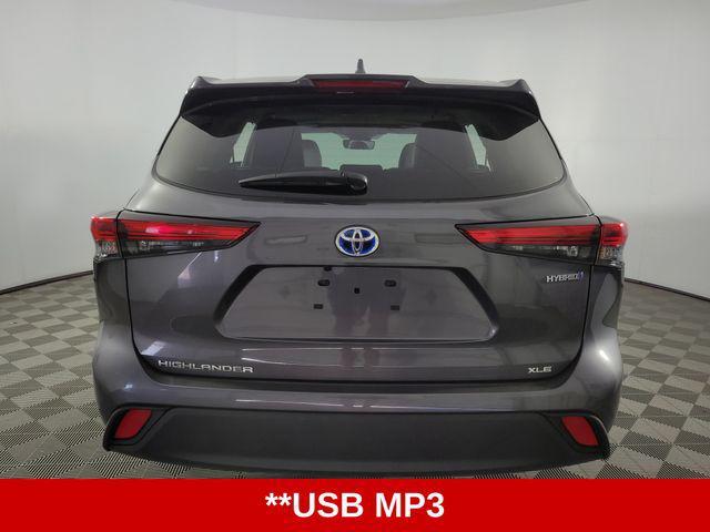 used 2022 Toyota Highlander Hybrid car, priced at $45,386