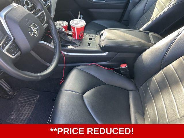 used 2024 Toyota Highlander car, priced at $36,066