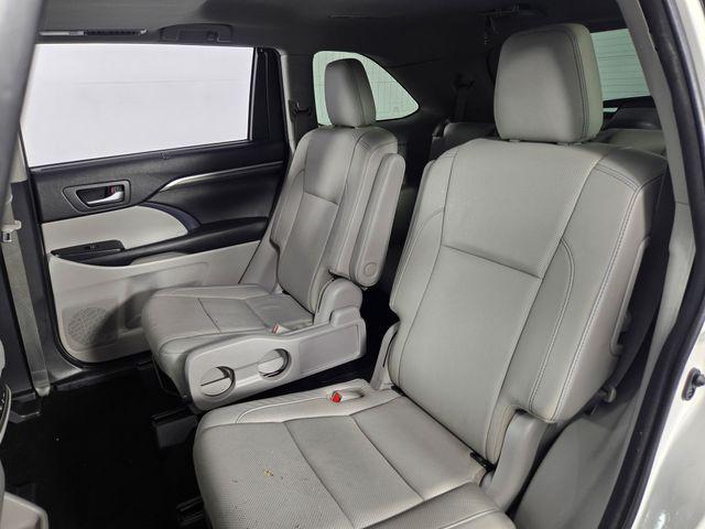 used 2018 Toyota Highlander car, priced at $24,413