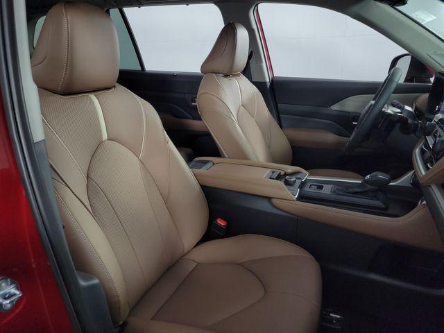 used 2026 Toyota Grand Highlander car, priced at $59,224