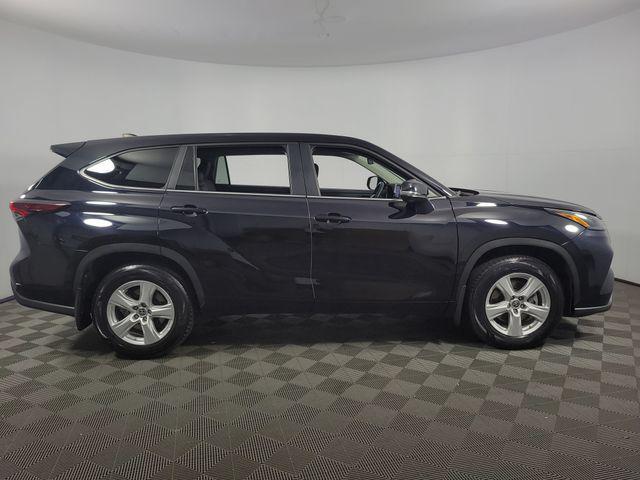 used 2024 Toyota Highlander car, priced at $32,836