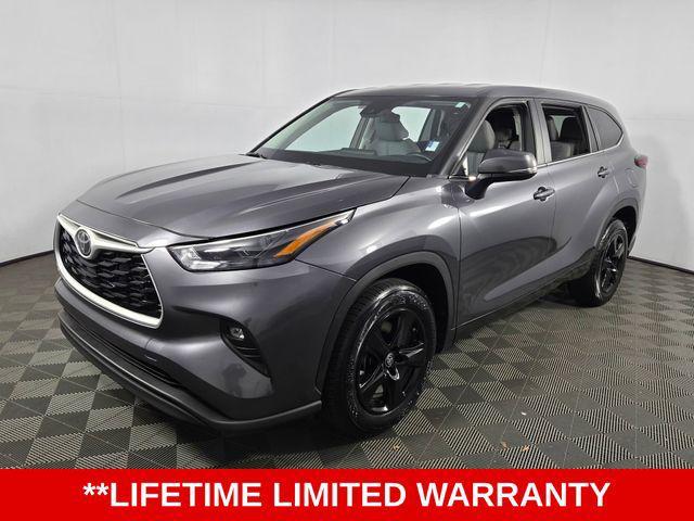 used 2024 Toyota Highlander car, priced at $36,000