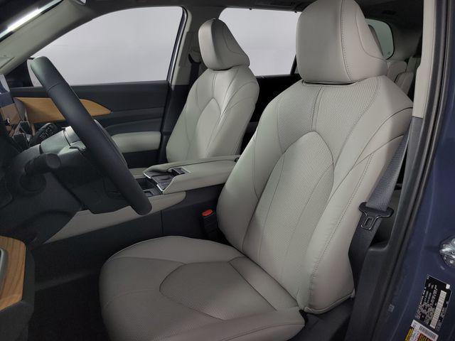 used 2026 Toyota Grand Highlander car, priced at $50,489