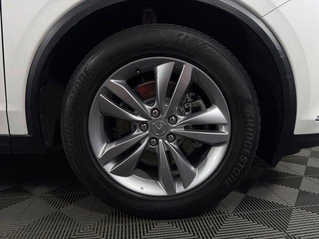 used 2024 Acura MDX car, priced at $41,877