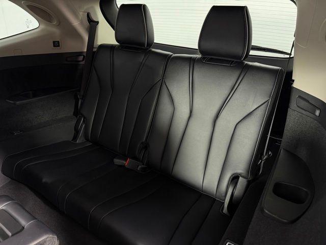 used 2022 Acura MDX car, priced at $44,580