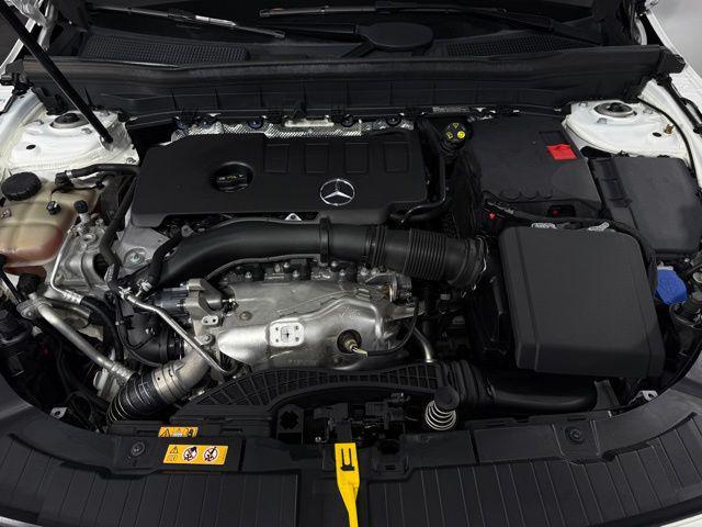 used 2020 Mercedes-Benz GLB 250 car, priced at $21,181