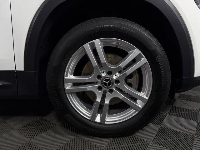 used 2020 Mercedes-Benz GLB 250 car, priced at $21,181