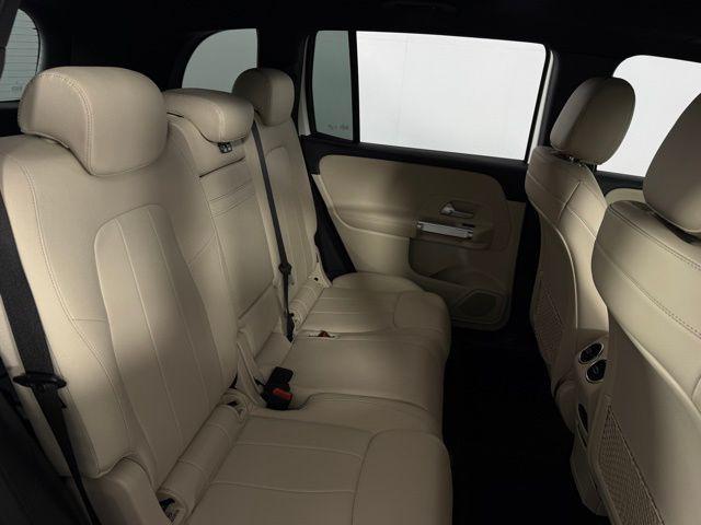 used 2020 Mercedes-Benz GLB 250 car, priced at $21,181