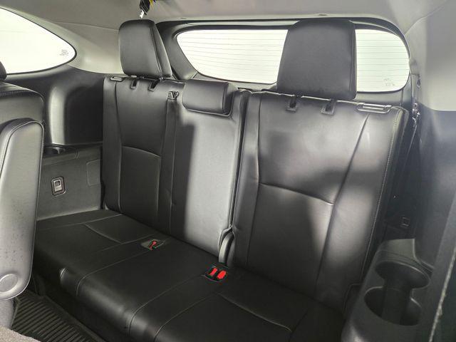 used 2023 Toyota Highlander car, priced at $44,395