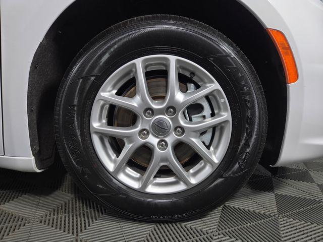 used 2023 Chrysler Pacifica car, priced at $25,800