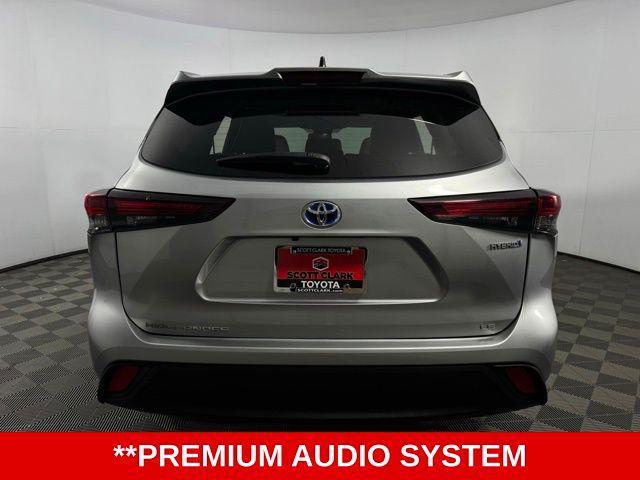 used 2024 Toyota Highlander Hybrid car, priced at $35,901