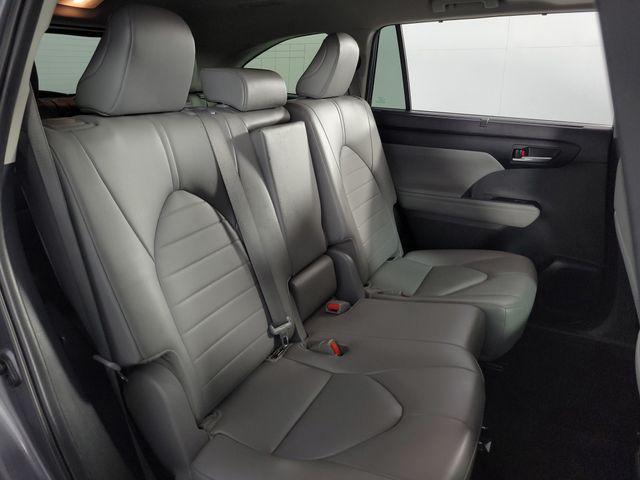used 2023 Toyota Highlander car, priced at $33,303