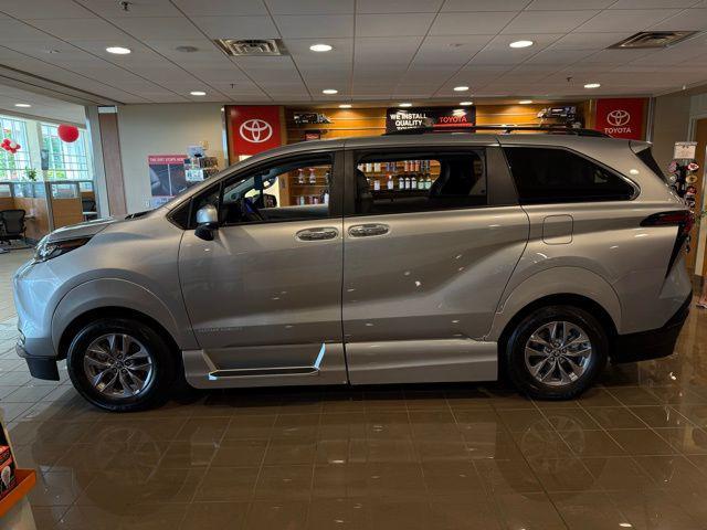 used 2025 Toyota Sienna car, priced at $89,887