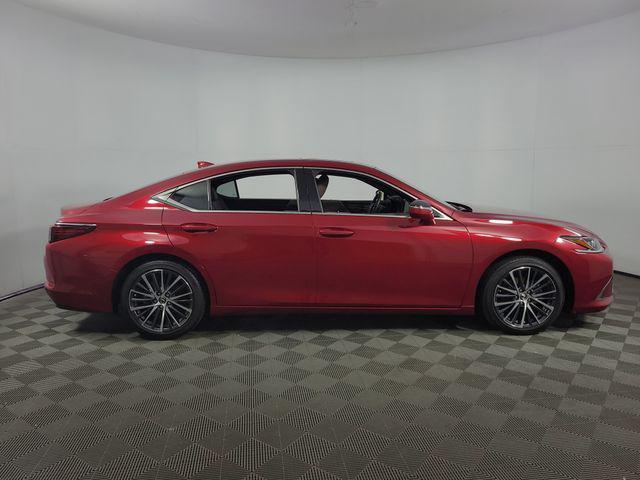 used 2025 Lexus ES 350 car, priced at $41,672