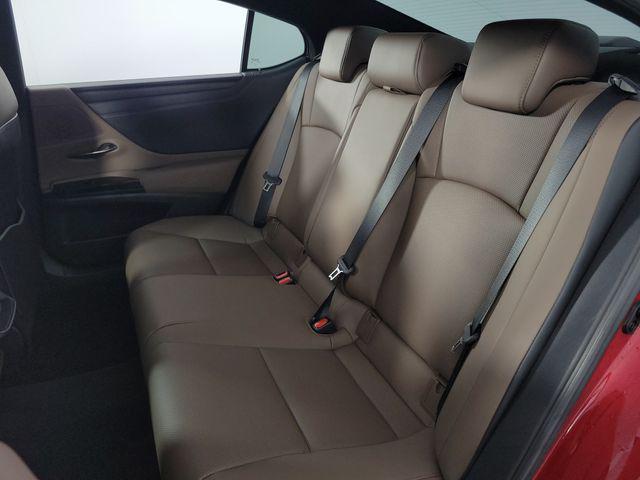 used 2025 Lexus ES 350 car, priced at $41,672