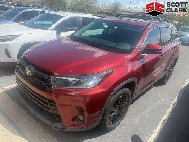 used 2019 Toyota Highlander car, priced at $18,870