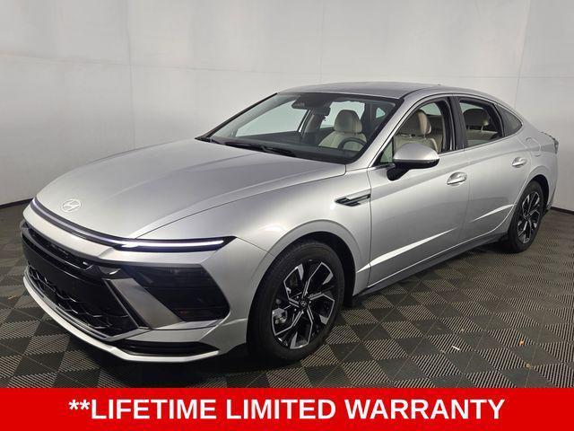 used 2025 Hyundai Sonata car, priced at $21,850