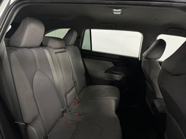 used 2022 Toyota Highlander car, priced at $33,600