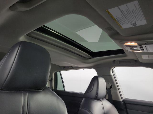 used 2023 Toyota Highlander car, priced at $36,548