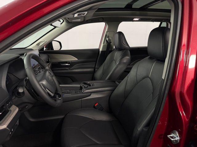 used 2024 Toyota Grand Highlander car, priced at $50,002