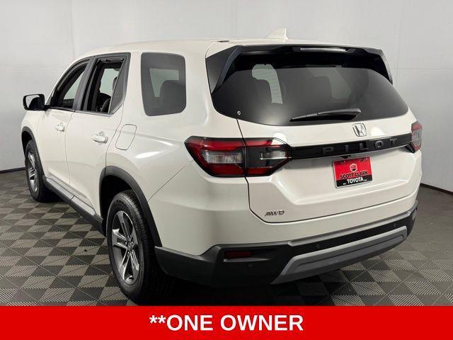 used 2025 Honda Pilot car, priced at $42,352
