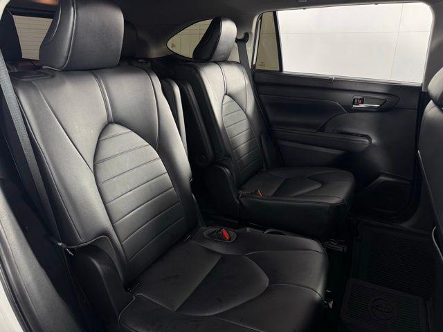 used 2020 Toyota Highlander car, priced at $26,800