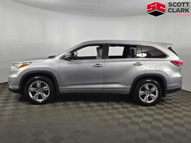 used 2016 Toyota Highlander car, priced at $16,469