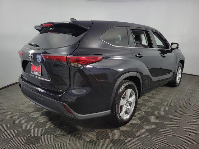 used 2022 Toyota Highlander car, priced at $28,673
