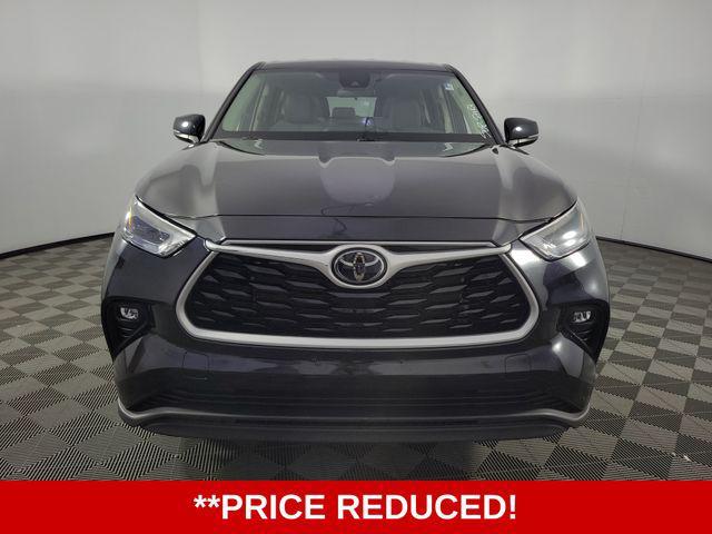 used 2024 Toyota Highlander car, priced at $38,604