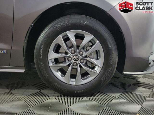 used 2021 Toyota Sienna car, priced at $27,686