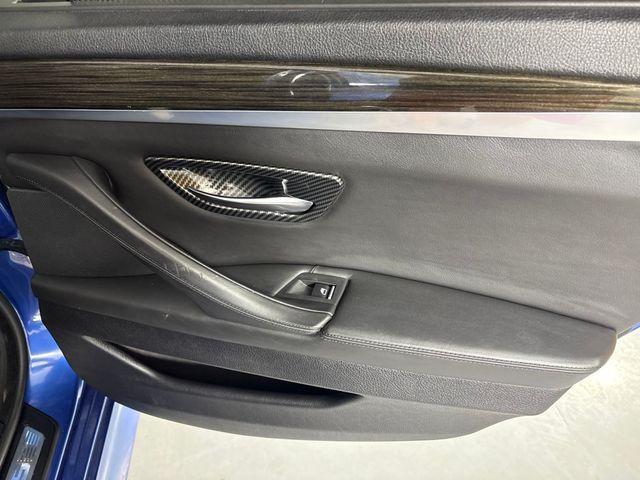 BMW M5 view 19