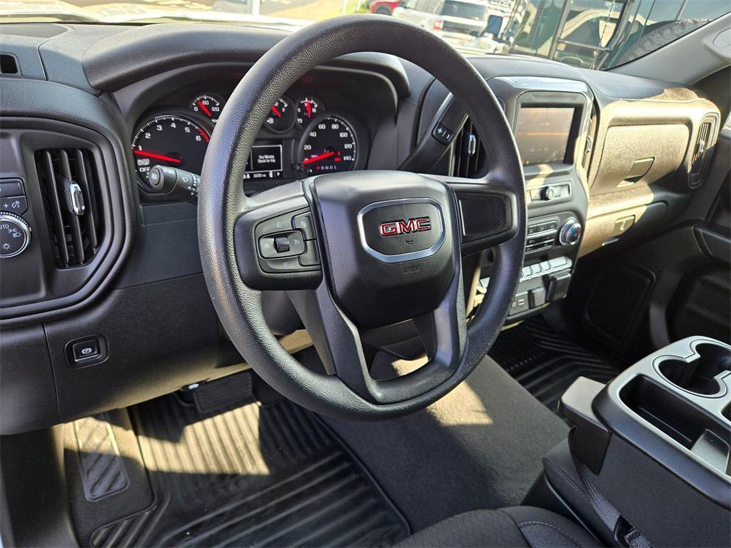 used 2024 GMC Sierra 1500 car, priced at $34,900